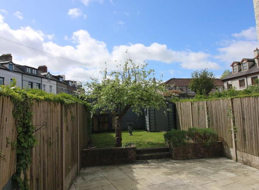 Lynrowan, Old Blackrock Road, Blackrock, T12AX5T
