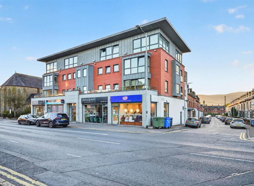 Apt 7, 501 Lisburn Road, Belfast, BT9 7EZ