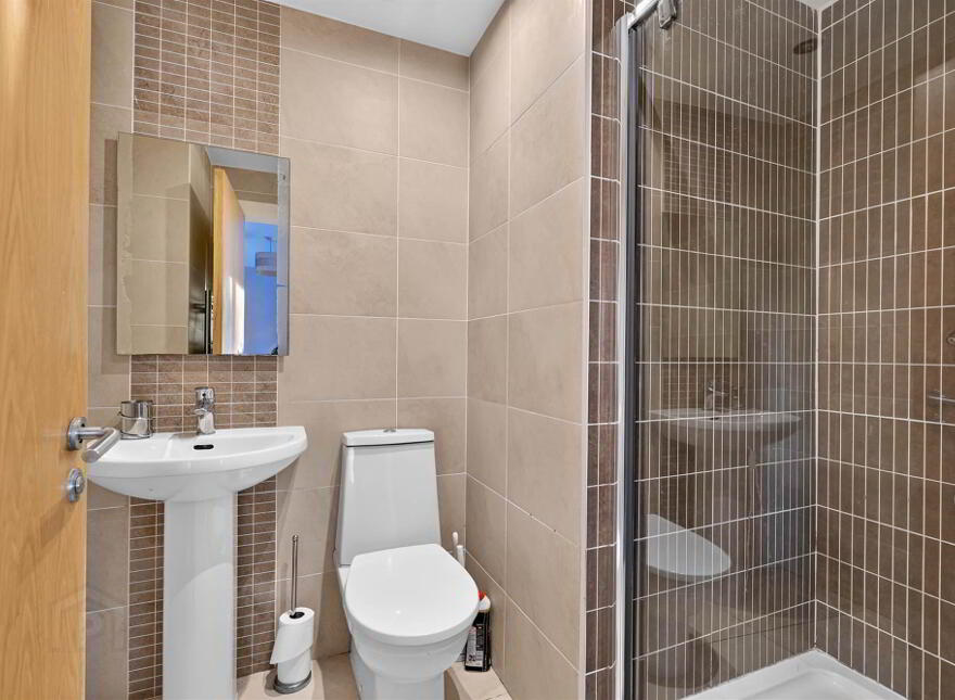 Apt 7, 501 Lisburn Road, Belfast, BT9 7EZ