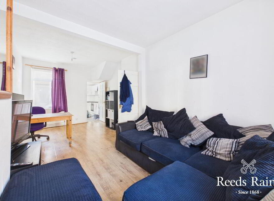 42 Dunvegan Street, Belfast, BT6 8GE