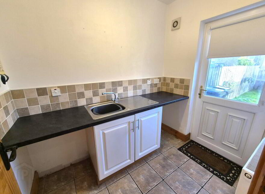 83 Blackthorn Manor, Crescent Link, Waterside, L'Derry, BT47 5ST