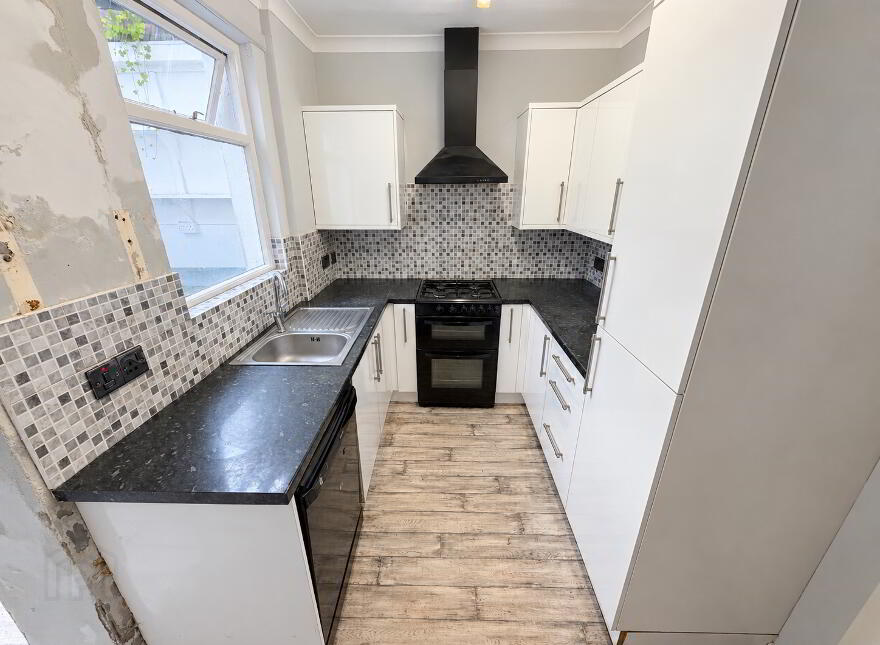 2 Emerson Street, Waterside, L'Derry, BT47 6EL