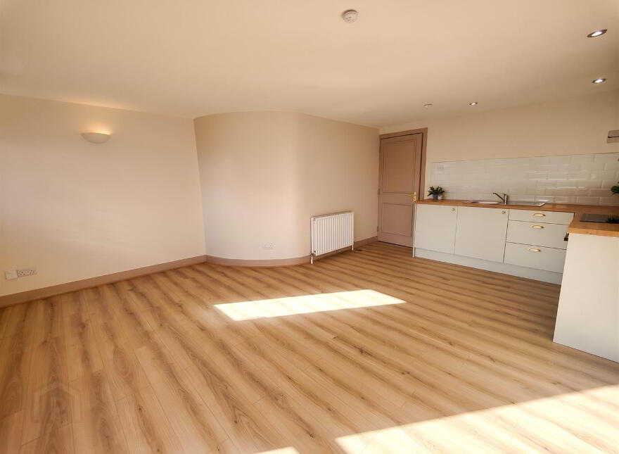 Apt 6, 38 Brookhill Avenue, Belfast, BT14 6BS