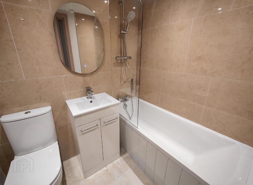 Apt 6, 38 Brookhill Avenue, Belfast, BT14 6BS