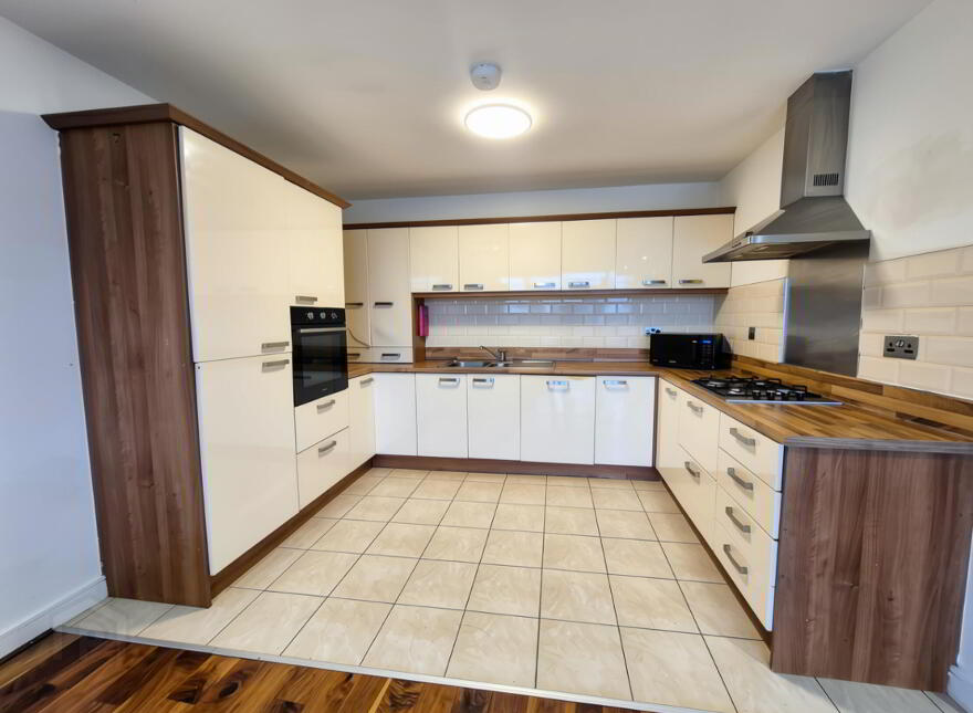 95 Jolly Mariner, Athlone, N37PH42