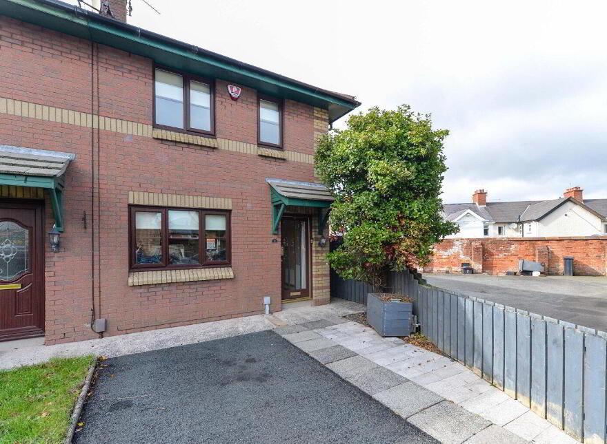 9 Whitehall Mews, Belfast, BT7 3GE