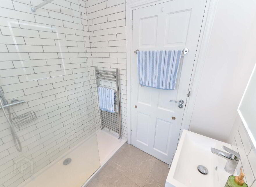 9 Whitehall Mews, Belfast, BT7 3GE