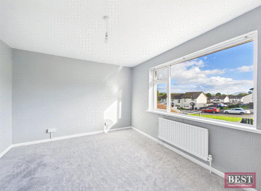 68 Drumalane Park, Newry, BT35 8AT
