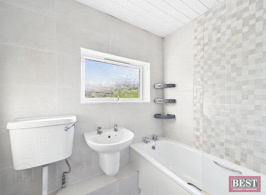 68 Drumalane Park, Newry, BT35 8AT