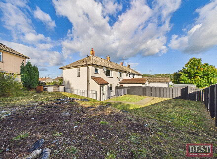 68 Drumalane Park, Newry, BT35 8AT