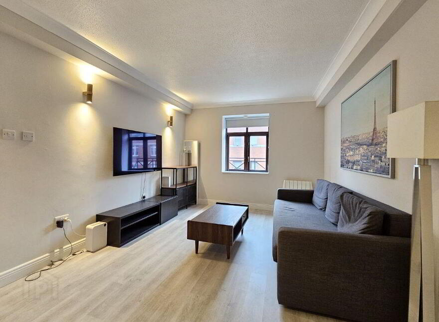 Clarendon Hall, Dublin 2, D02TK40