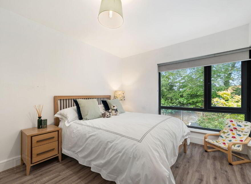 8 The Courtyard, Woodville, Glanmire, T45FX01