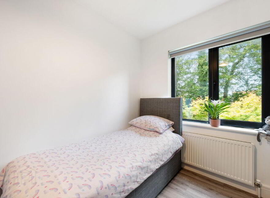 8 The Courtyard, Woodville, Glanmire, T45FX01