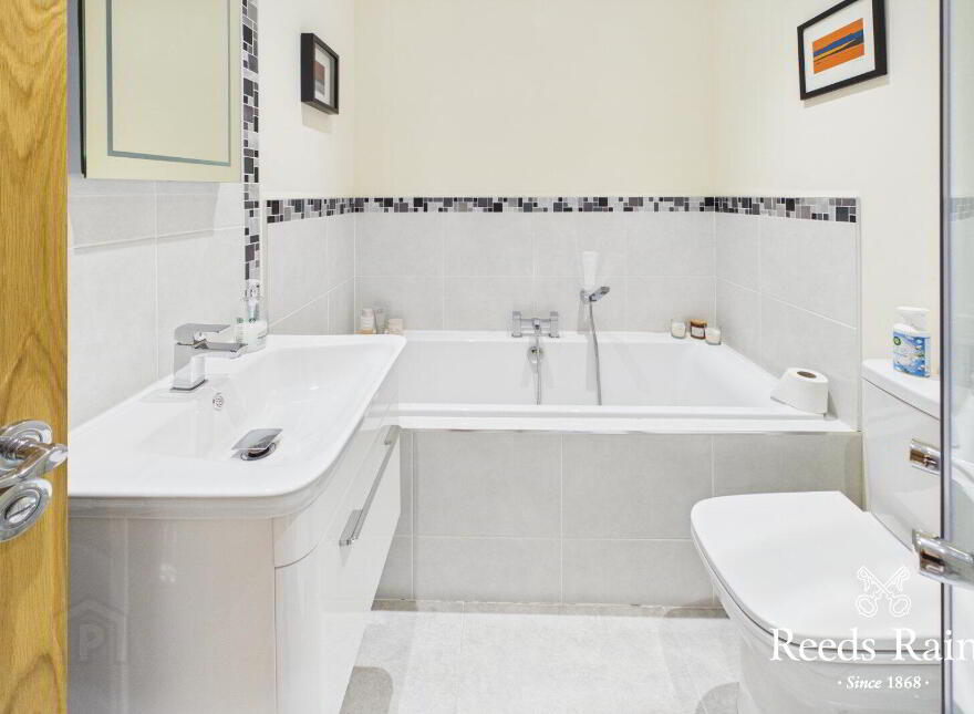 4 Millers Park Avenue, Newtownards, BT23 7GD