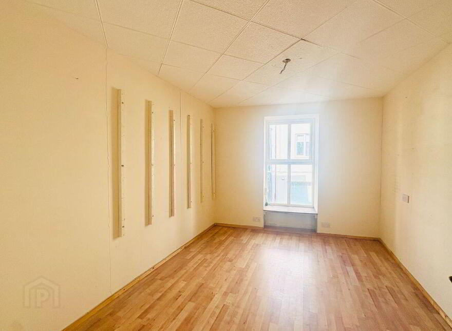 16 Castle Street Upper, Tralee, V92KD93