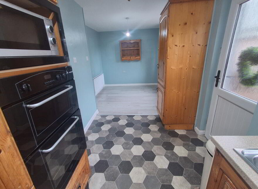 28 Castle Lane, Lisnaskea, BT92 0FW