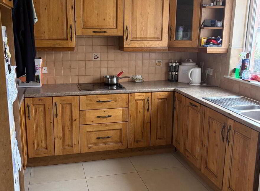 250 Castle Park, Ballybane, H91Y92K