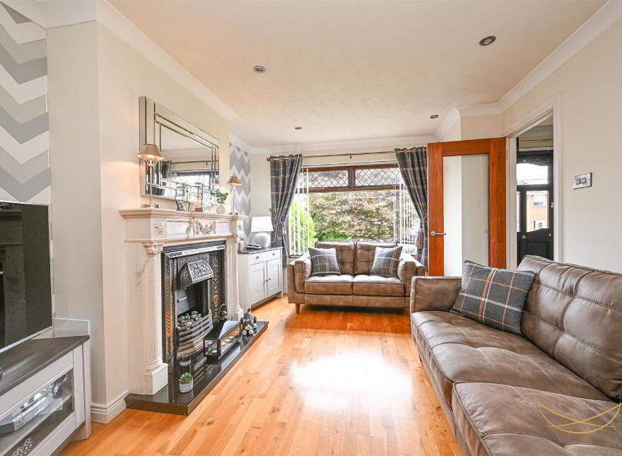99 Clare Heights, Ballyclare, BT39 9SB