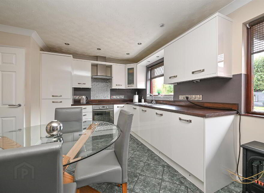 99 Clare Heights, Ballyclare, BT39 9SB