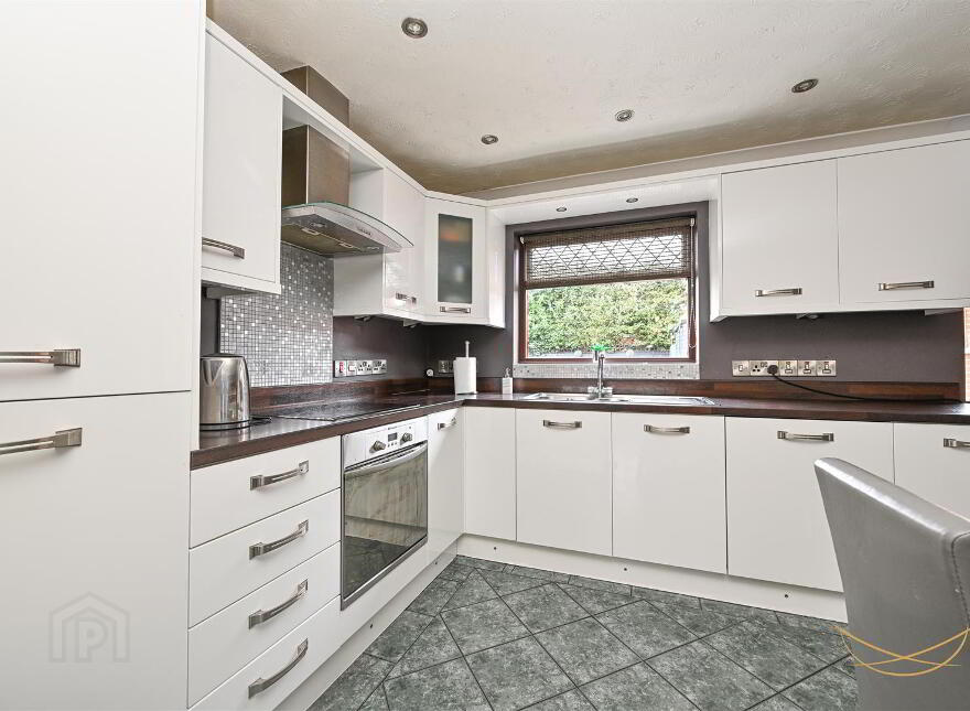 99 Clare Heights, Ballyclare, BT39 9SB