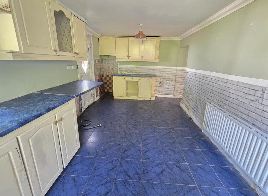 Cullow, Kilnaleck, A82T3F9