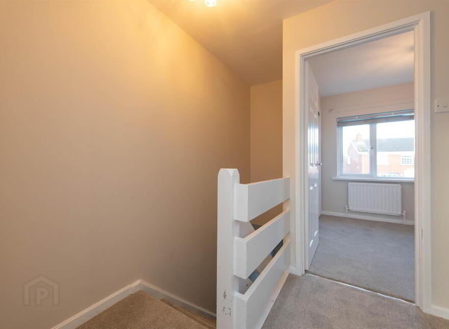 6 Muskett Gardens, Carryduff, Belfast, BT8 8QW