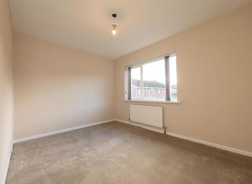 6 Muskett Gardens, Carryduff, Belfast, BT8 8QW