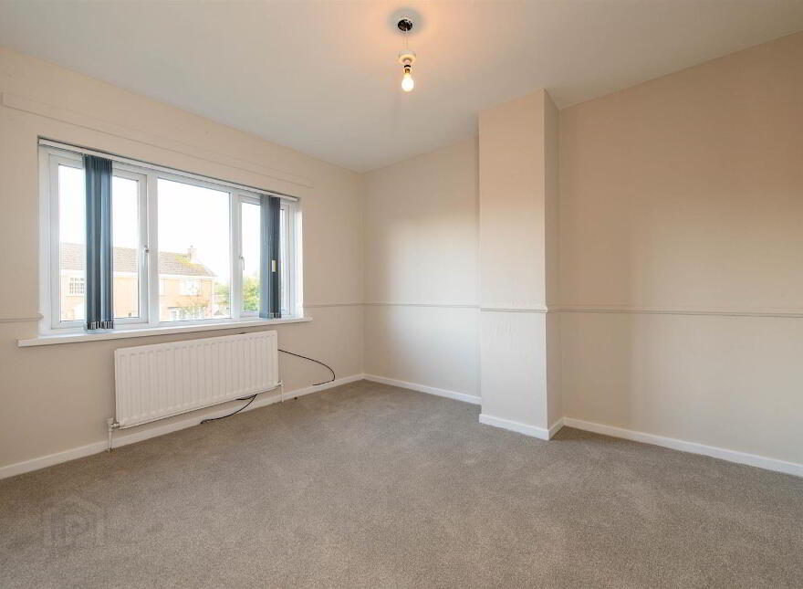6 Muskett Gardens, Carryduff, Belfast, BT8 8QW