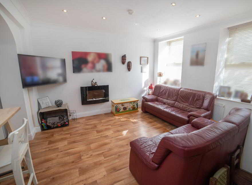 Tara House, Main Street, Doneraile, P51NF8X