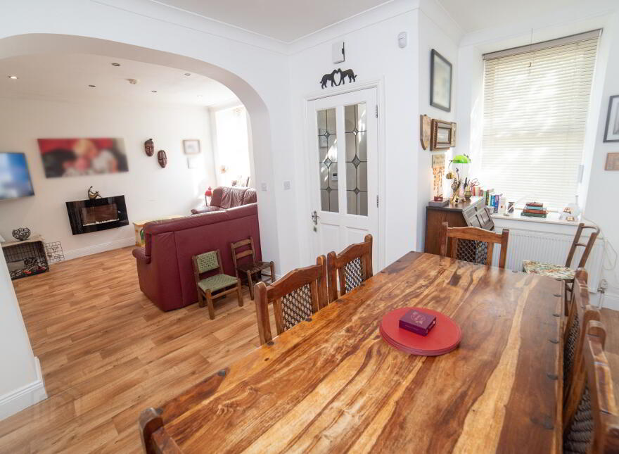 Tara House, Main Street, Doneraile, P51NF8X