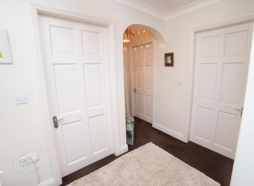 Tara House, Main Street, Doneraile, P51NF8X