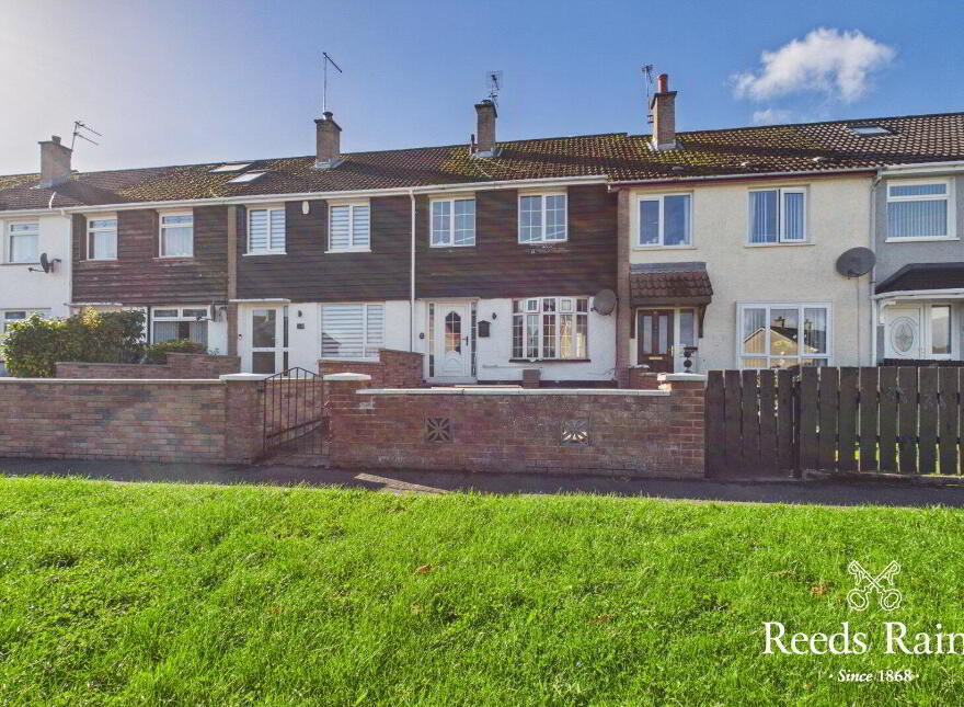 14 Inchmarnock Drive, Dundonald, Belfast, BT16 2ND