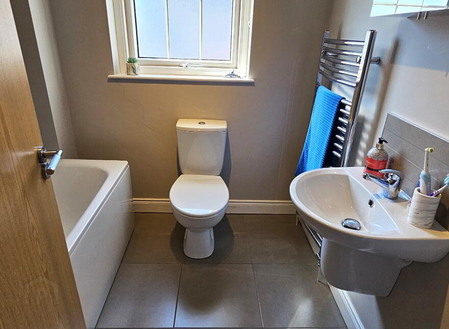 111 Fairview Farm Road, Ballyclare, BT39 9LB