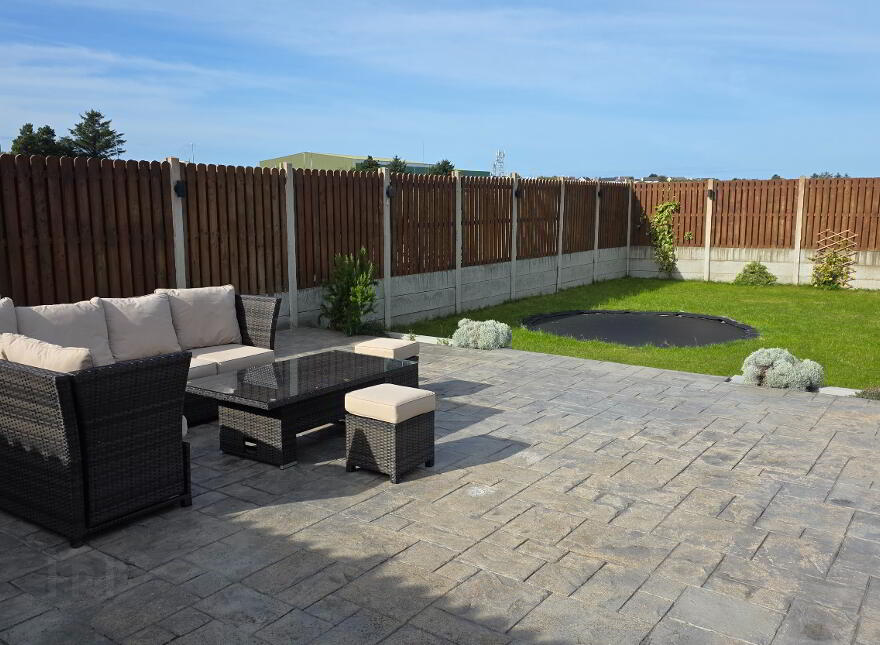 Carrickataskin, Derrybeg, F92TWK3