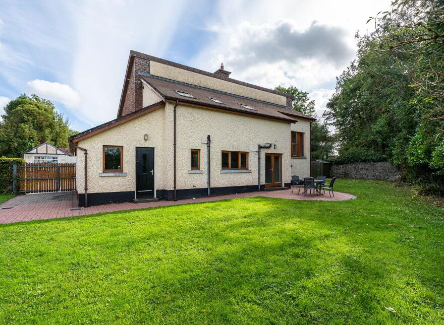1 Sheena, Charleville Road, Tullamore, R35F991