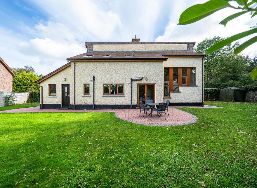 1 Sheena, Charleville Road, Tullamore, R35F991