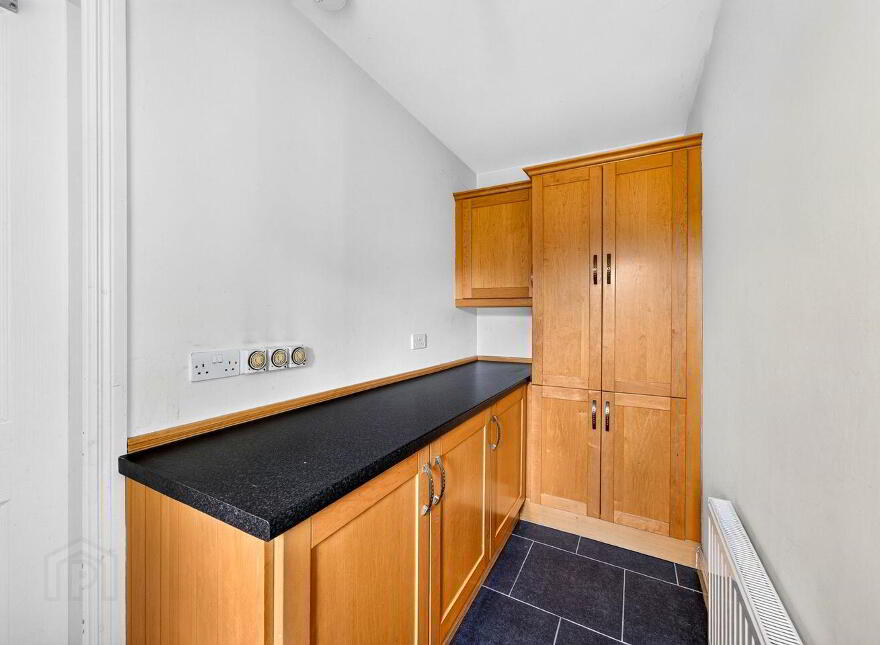 1 Sheena, Charleville Road, Tullamore, R35F991