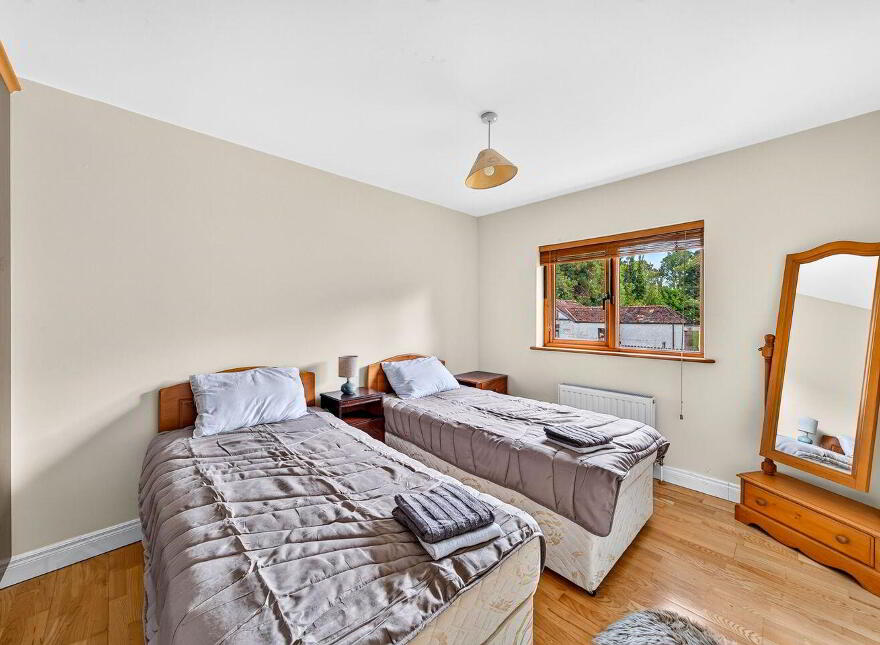 1 Sheena, Charleville Road, Tullamore, R35F991