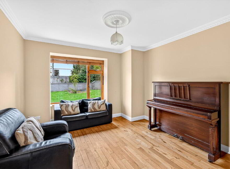 1 Sheena, Charleville Road, Tullamore, R35F991