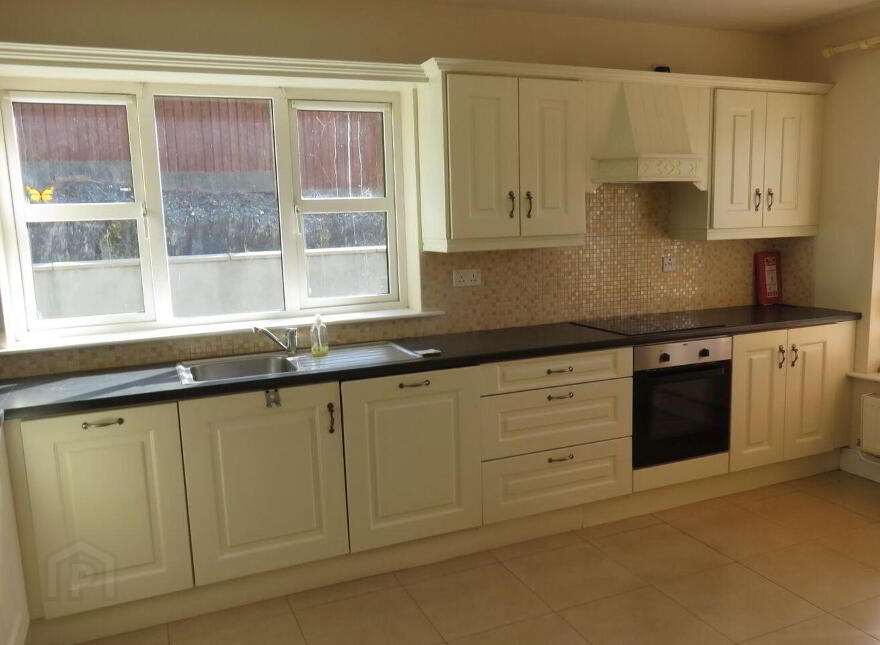 12 Woodview Heights, Connonagh, Connonagh, P81E028