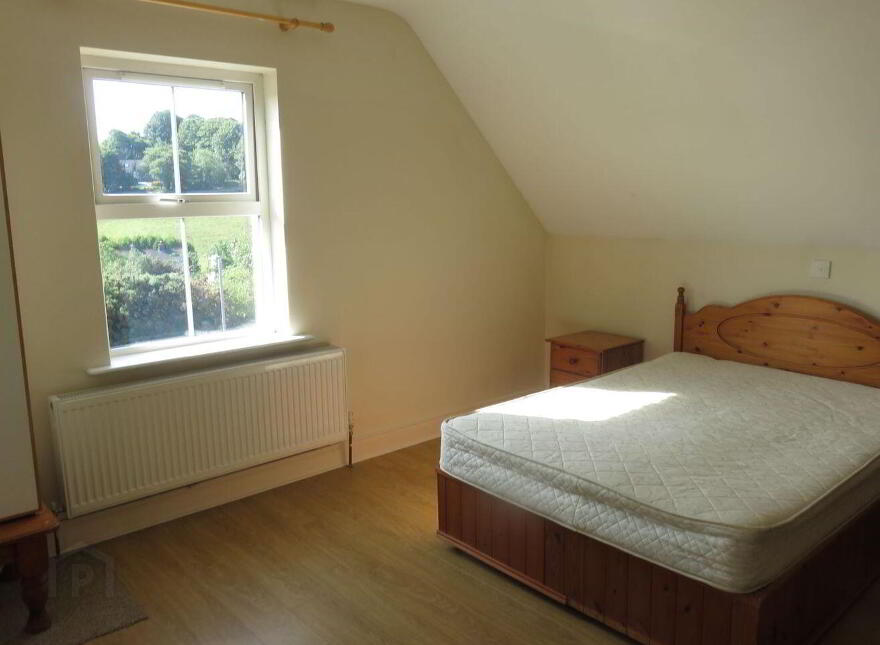 12 Woodview Heights, Connonagh, Connonagh, P81E028