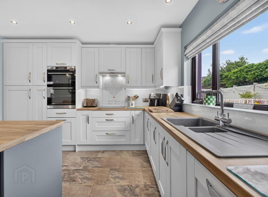 4 Sandel Park, Coleraine, BT52 1TD