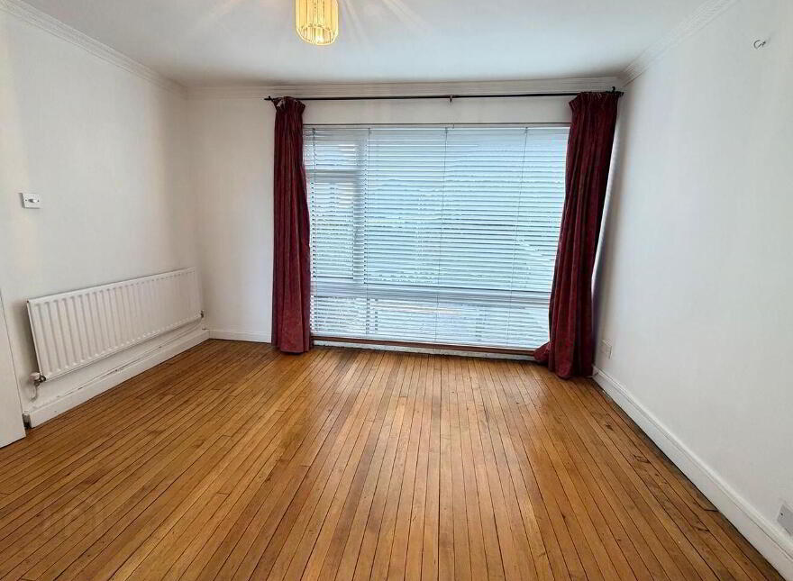 20 Murmont Road, Montenotte, T23H1F8