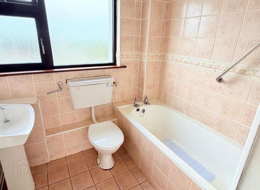 20 Murmont Road, Montenotte, T23H1F8