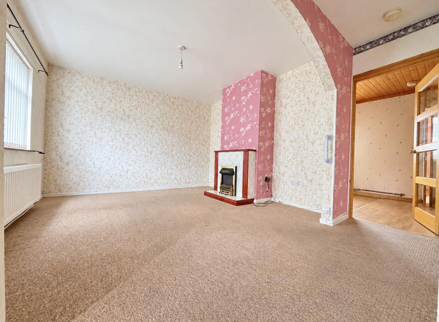 15 Blackthorn Park, Carrickfergus, BT38 8ER