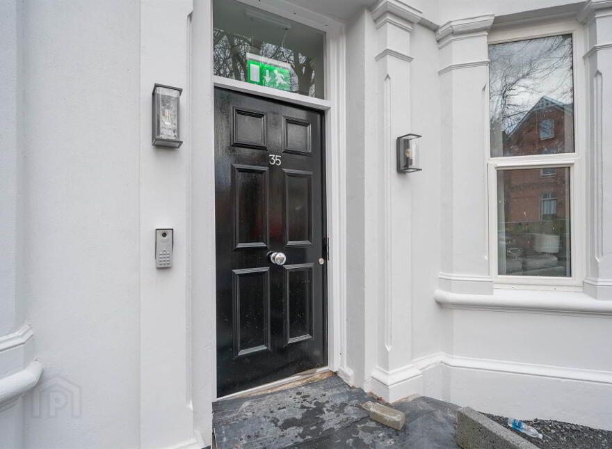 Apt 7, 35 Wellington Park, Belfast, BT9 6DN