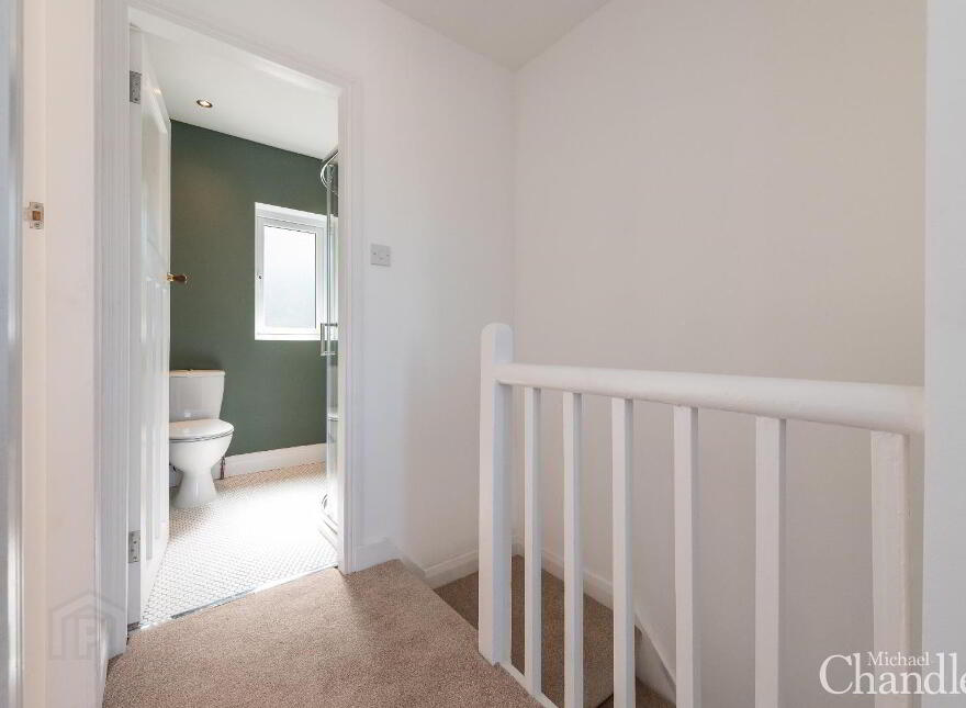 83 Ravenhill Gardens, Belfast, BT6 8GQ