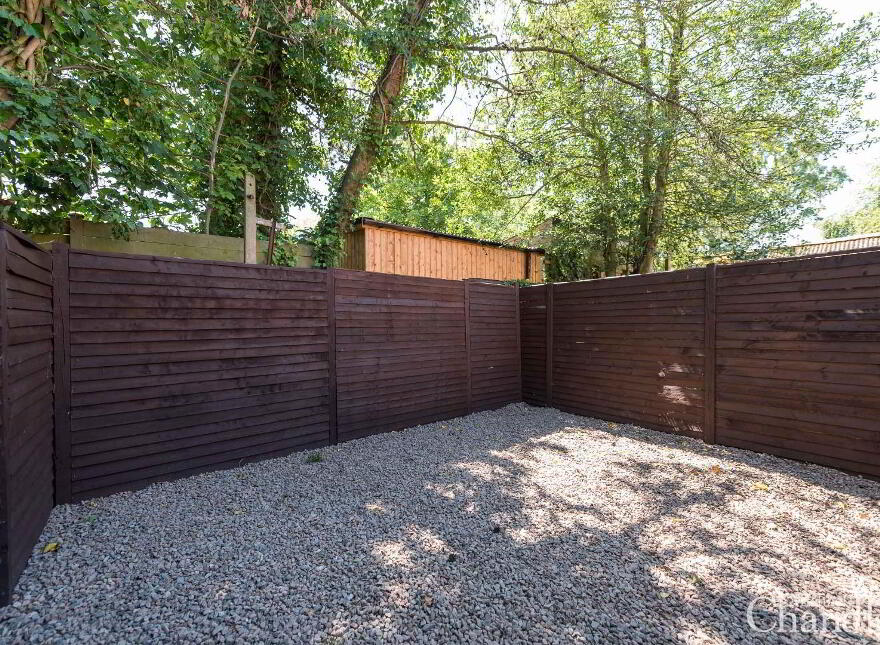 83 Ravenhill Gardens, Belfast, BT6 8GQ