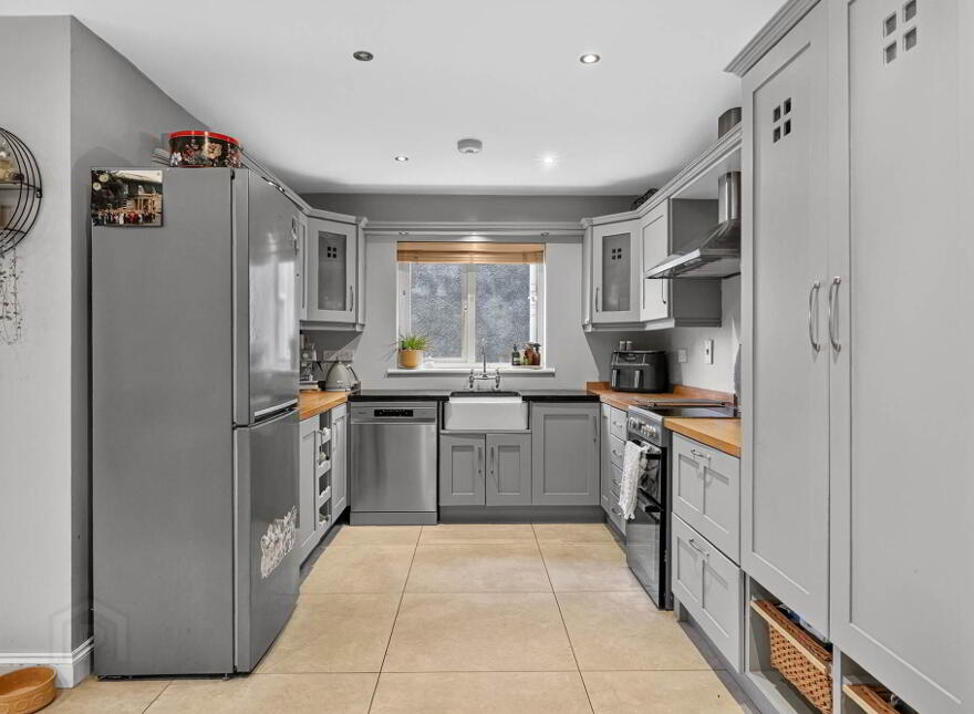 8 Demesne Valley, Dromore, BT25 1TD