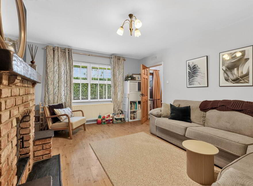 8 Demesne Valley, Dromore, BT25 1TD